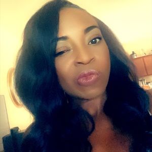 Meet your Posher, Jackie